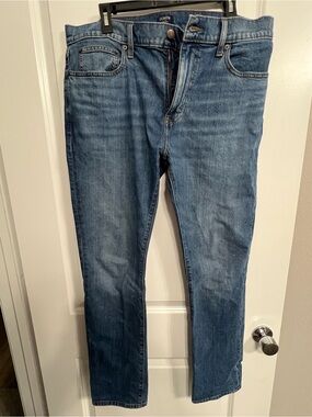 J. Crew Men’s Slim Fit Flex Jeans